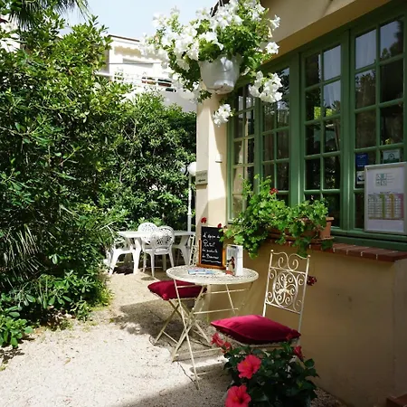 Le Ponteil 2* 앙티브