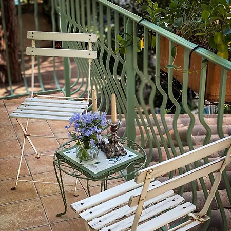 Le Ponteil 2* 앙티브