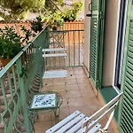 Le Ponteil 2* Antibes