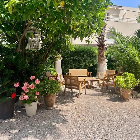 Le Ponteil 2* Antibes