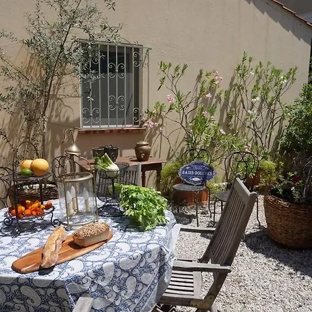 Le Ponteil Hotel 2*