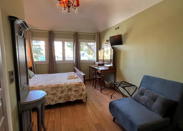 Le Ponteil 2* 앙티브